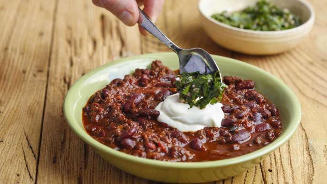 rachael ray super bowl chili