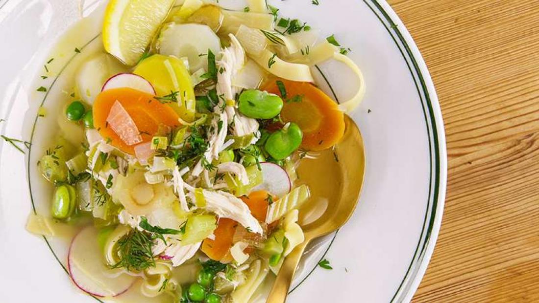 Rachaels Rags of Chicken and Noodles Soup Recipe pic