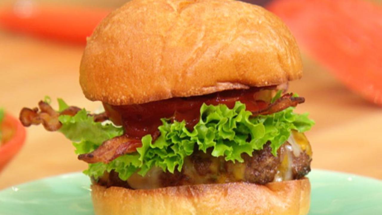 Tex-Mex Bacon Cheeseburgers | Rachael Ray Show