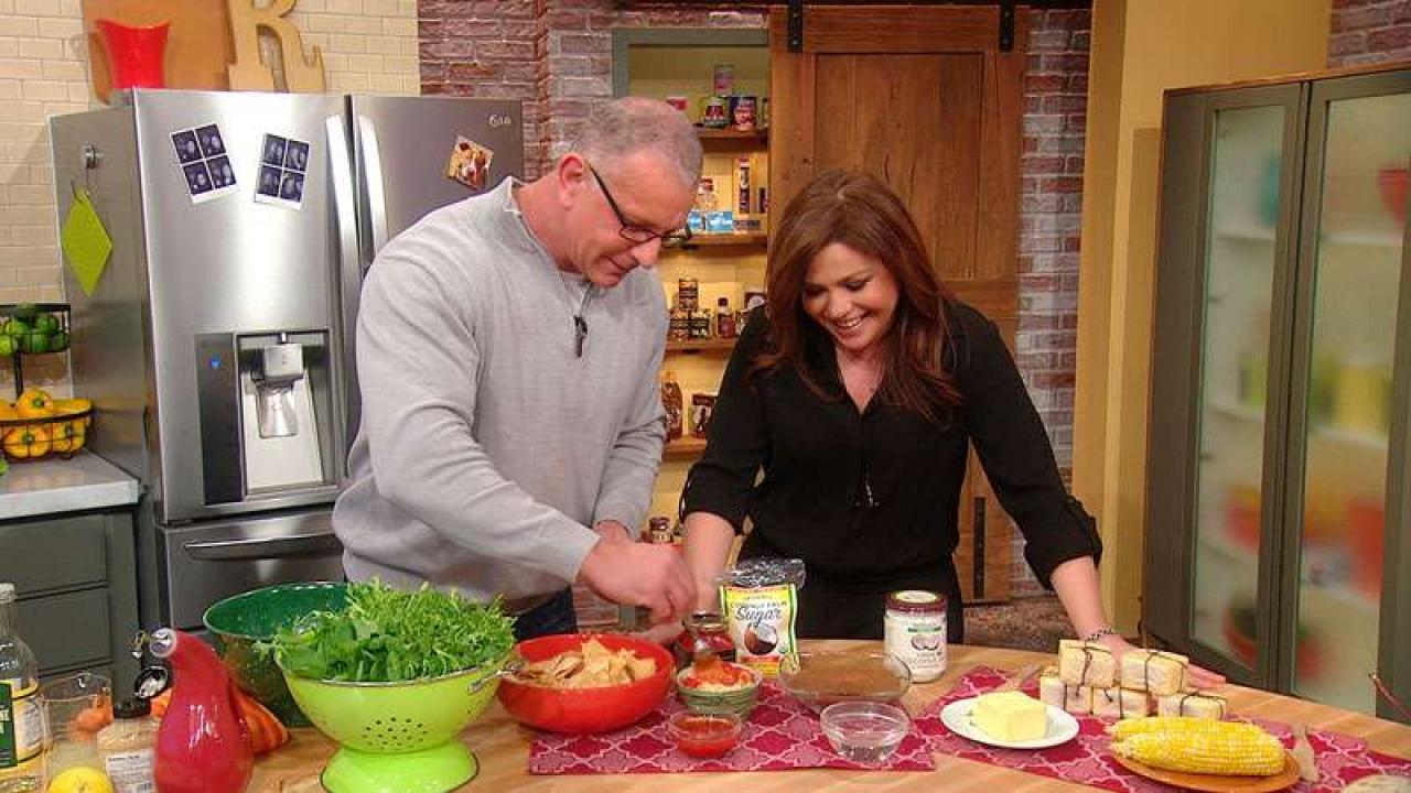 This Year's Biggest Food Trends with Chef Robert Irvine | Rachael Ray Show