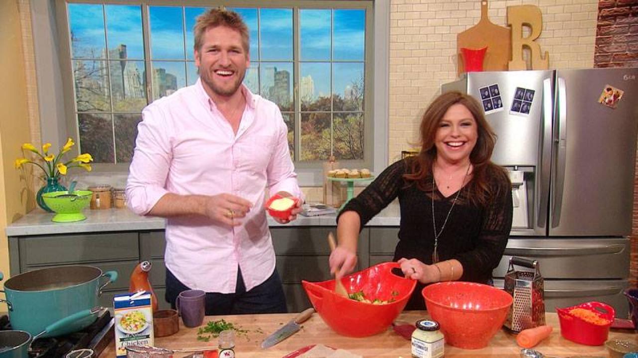 3 of Co-Host Curtis Stone's Family-Favorite Recipes | Rachael Ray Show