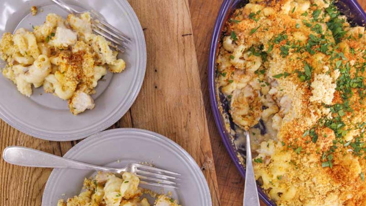 Honey-Mustard Chicken Mac ‘n Cheese with Caramelized Red Onions and ...
