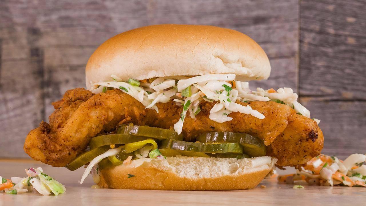 Rachael S Fried Chicken Sandwich With Hot Ranch Slaw Rachael Ray Show