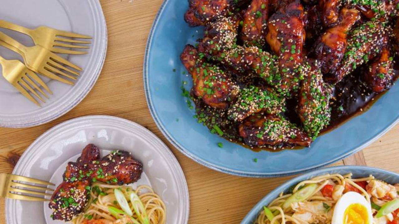 Rachael S Japanese Hot And Sticky Chicken Wings Recipe Rachael Ray Show
