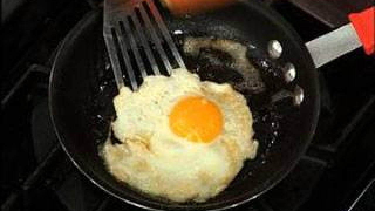 Sunny-Side Up Fried Eggs  Recipe - Rachael Ray Show