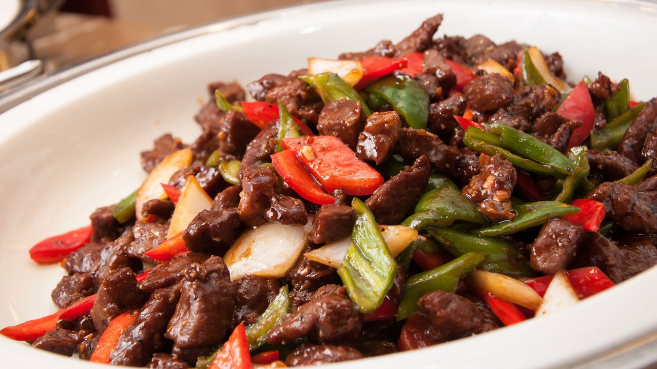 Slow Cooker Asian Pepper Steak | Recipe - Rachael Ray Show