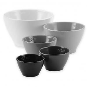 https://www.rachaelrayshow.com/sites/default/files/styles/300x300/public/images/2021-04/nesting-measuring-bowls.png.jpg?itok=GrLxmjyH