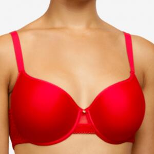 The Fashion Hack: Wearing a Red Bra Under White