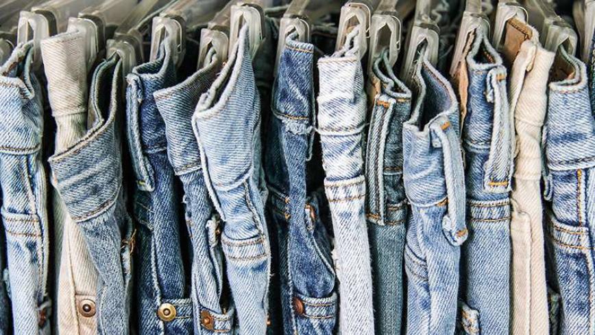 Catwalk runway denim jeans hi-res stock photography and images - Alamy