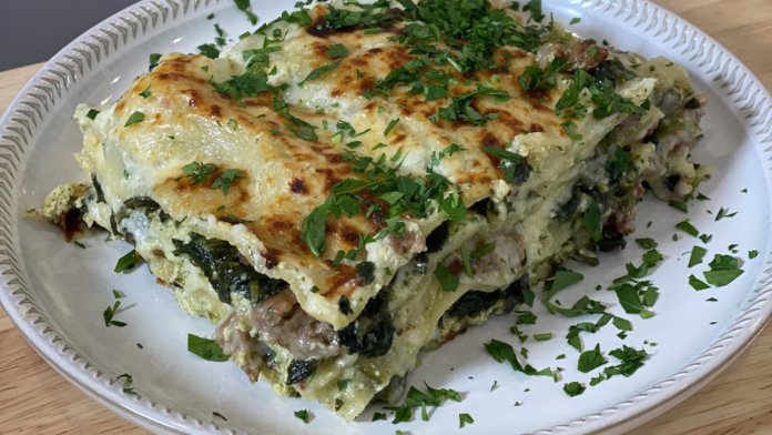 White and Green Holiday Lasagna | Recipe - Rachael Ray Show