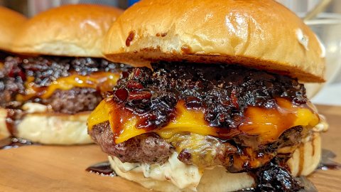 Bacon Jam Burgers - Everyday Shortcuts