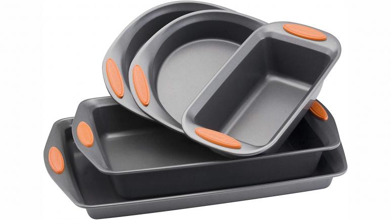 Stock Up on Rachael's Best-Selling Bakeware for Thanksgiving + Holiday  Baking