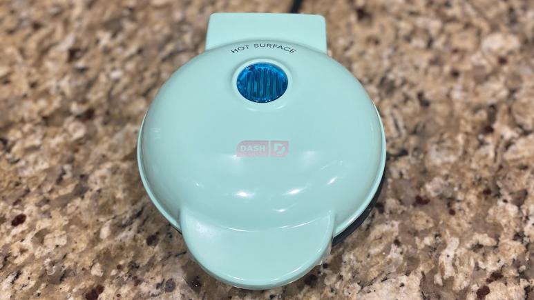 dash mini waffle maker indigo