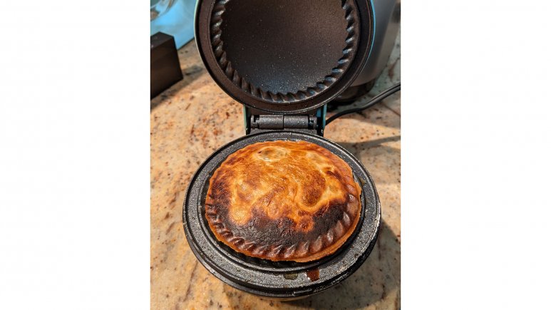 We Tried The Dash Mini Pie Maker It Makes Adorable Mini Pies