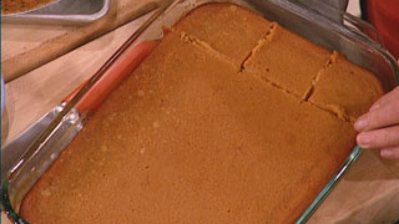 Paula Deen's Pumpkin Gooey Butter Cakes | Recipe - Rachael Ray Show