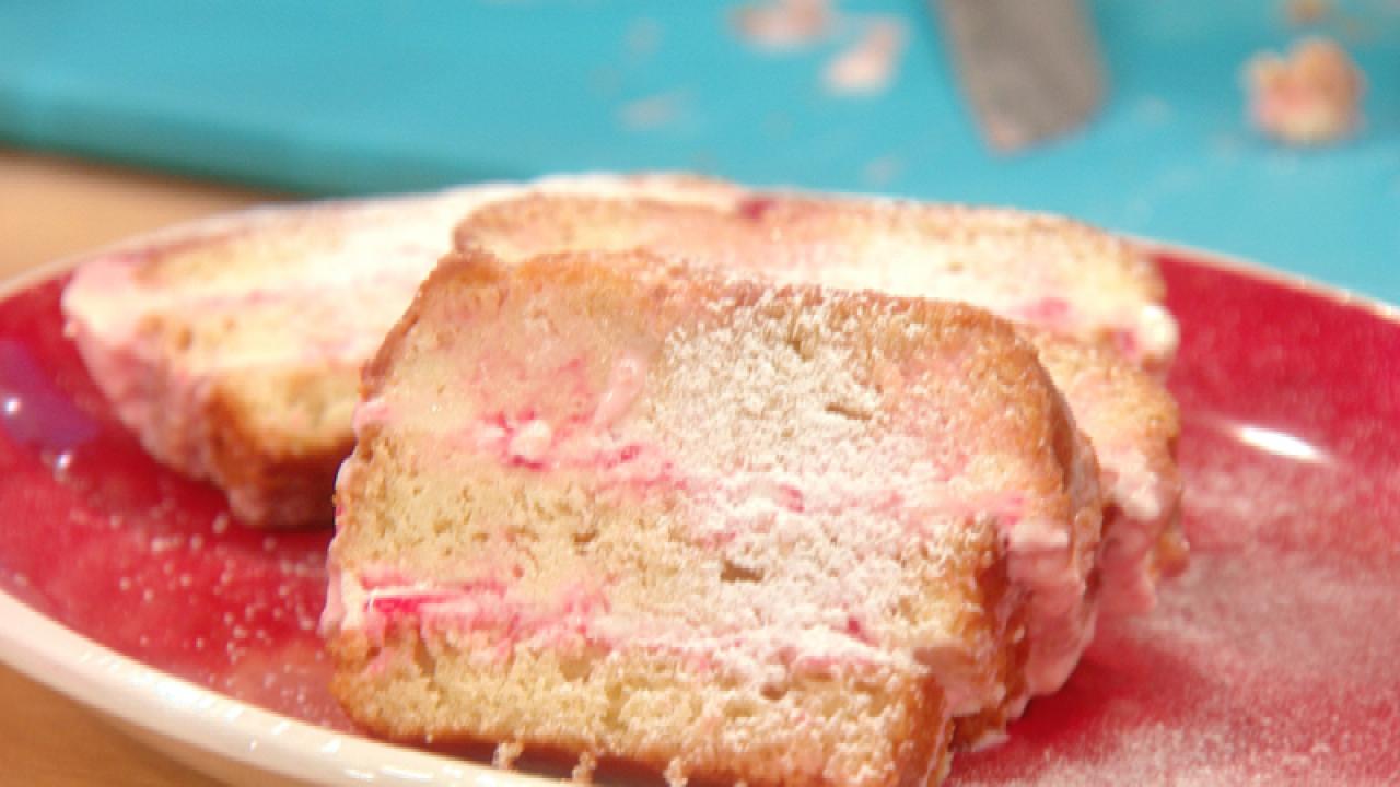 Katie Lee S Candy Cane Ice Cream Cake Recipe Rachael Ray Show