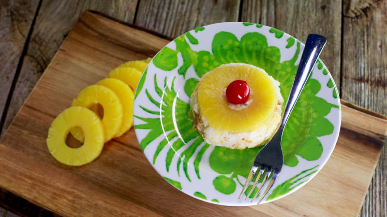 PINEAPPLE UPSIDE DOWN CAKE - NO OVEN!