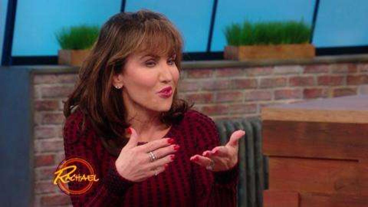 Walk a Day in Robin McGraw's Shoes | Rachael Ray Show