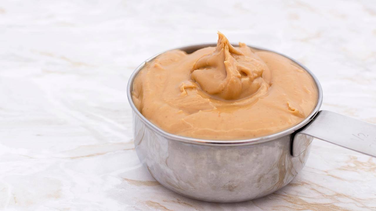 Our Best Baking Tips: An Easy, Less-Mess Way to Measure Peanut
