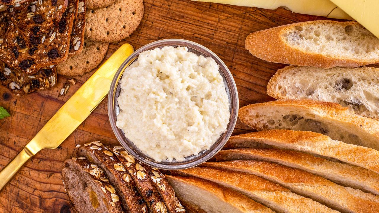 Jacques Pépin's Fromage Fort Cheese Spread | Recipe - Rachael Ray Show