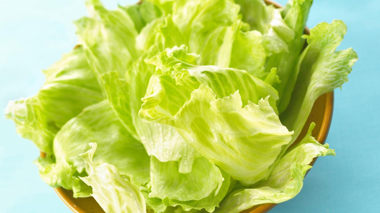 does iceberg lettuce have any nutritional value