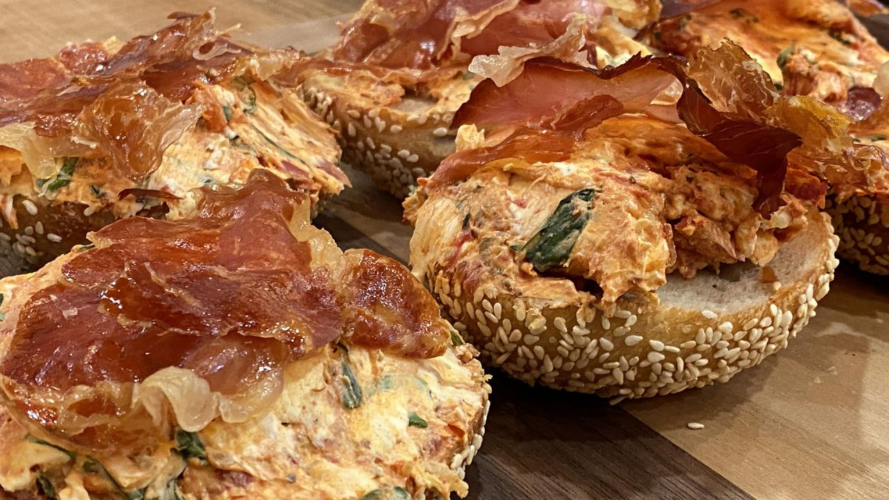 Tomato And Basil Cream Cheese Bagels Recipe With Crispy Prosciutto From   Tomato Basil Cream Cheese Bagel 