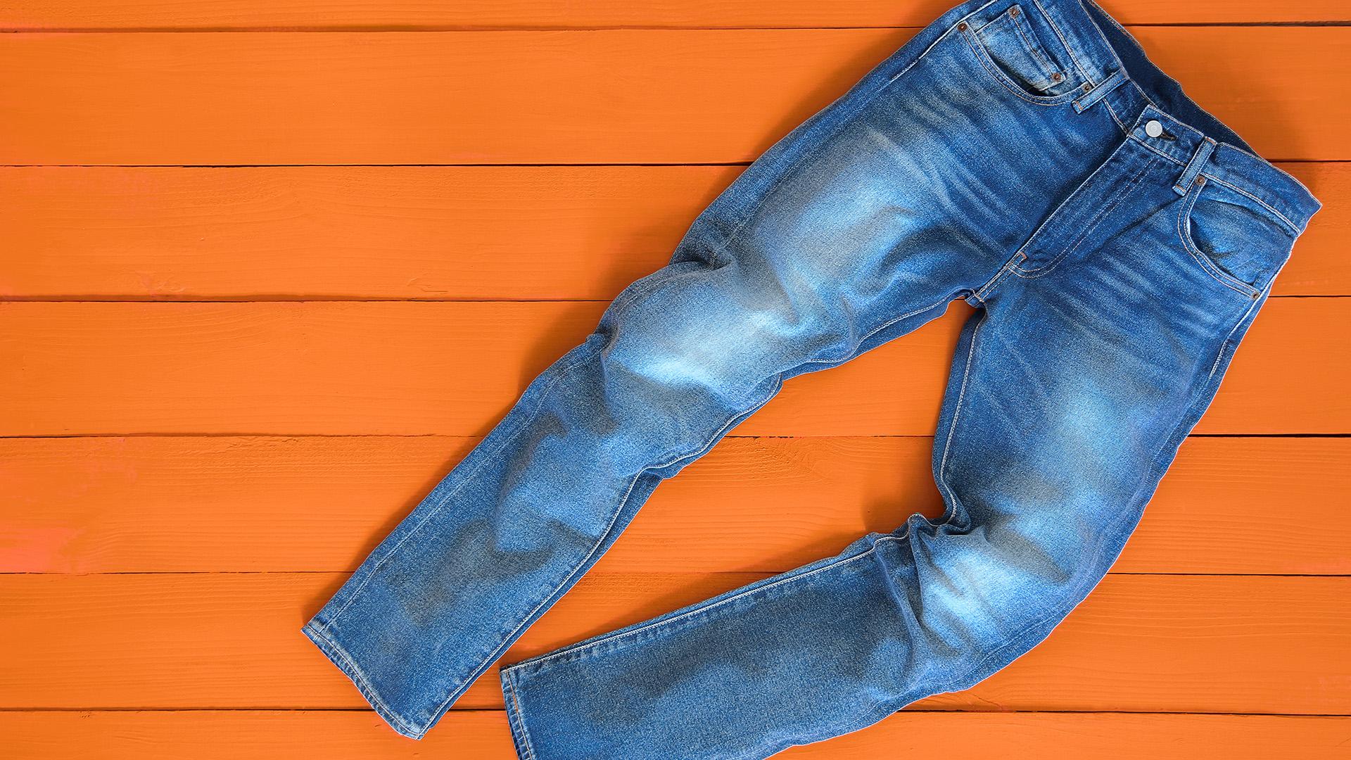 wash jeans without fading